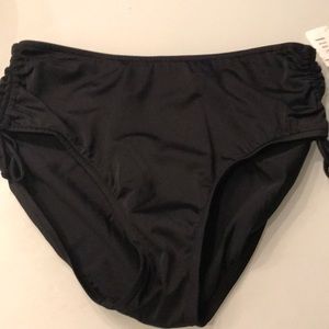 NWT Black Sz 14 Tummy Control swim bottom